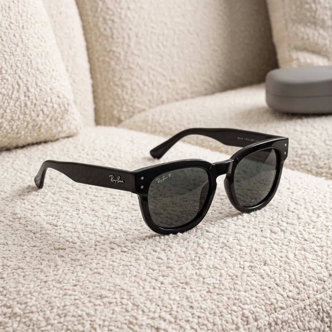 Ray-Ban Square