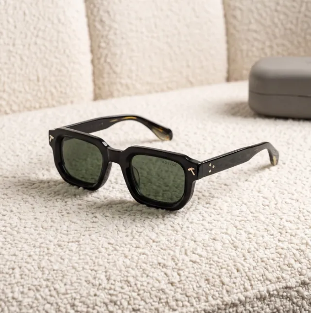 MOSCOT Square